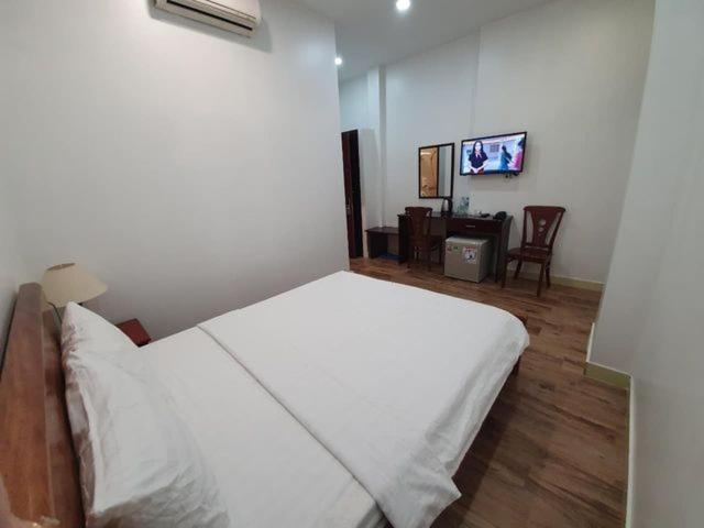 Minh Khue Hotel Виньлонг Экстерьер фото