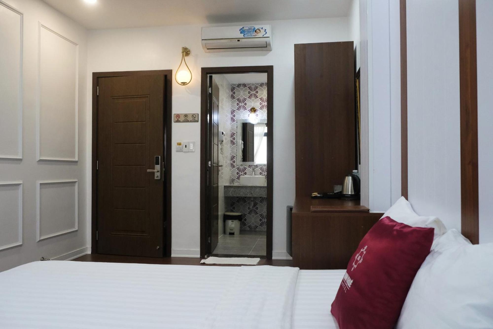 Minh Khue Hotel Виньлонг Экстерьер фото